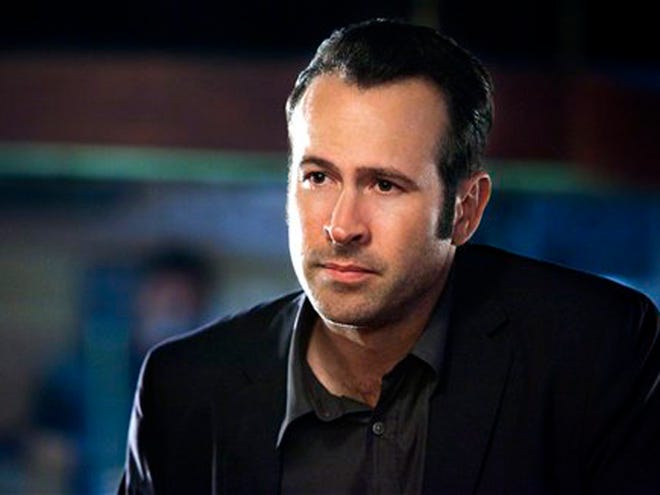 Jason Lee: a Southern-fried cop in 'Memphis Beat'