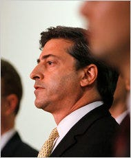 The S.E.C.’s Robert Khuzami announced Goldman’s agreement to pay $550 million to settle civil fraud charges on Thursday.