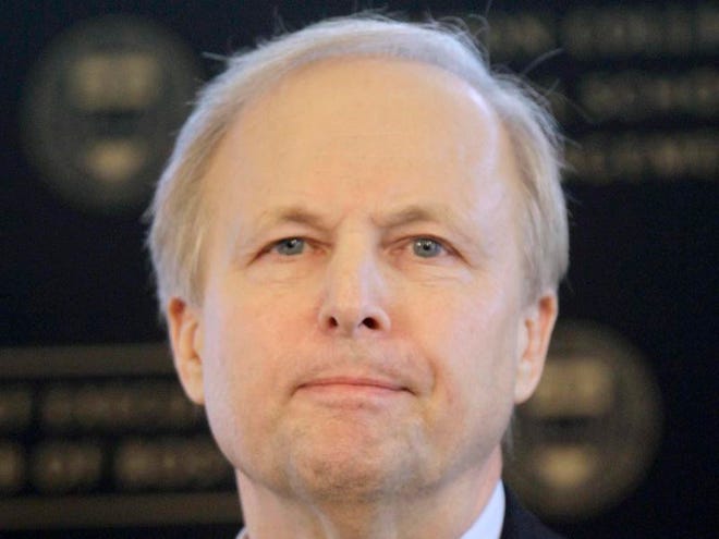 Future BP CEO Bob Dudley said that the Gulf oil spill cleanup will be scaled back.