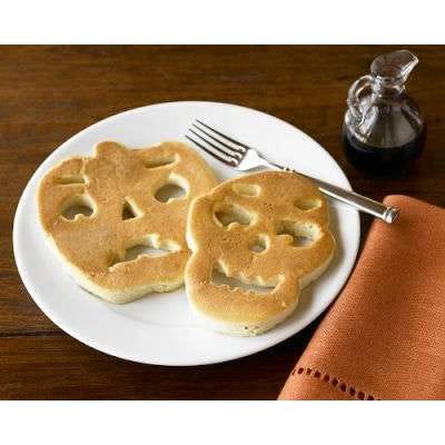 Moms and kids will meet for a spooky breakfast next week!