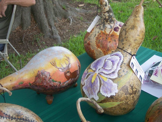 Art Gumbo Markets will be held Saturdays, Nov. 20, Dec. 4, Dec. 11, and Dec. 18, from 10 a.m.-2 p.m. at Houmas House under the trees near the parking area. The market is free and open to the public. River Region Art Association presents more market days for the holiday season. Pottery, jewelry, paintings, photography, notecards, Folk art, gourd designs, fabric art, wood carvings, and various other artistic designs will be featured. The photo shown is the of work L.J. Mayers. Chef Jeremy Langlois will offer a free tasting booth.