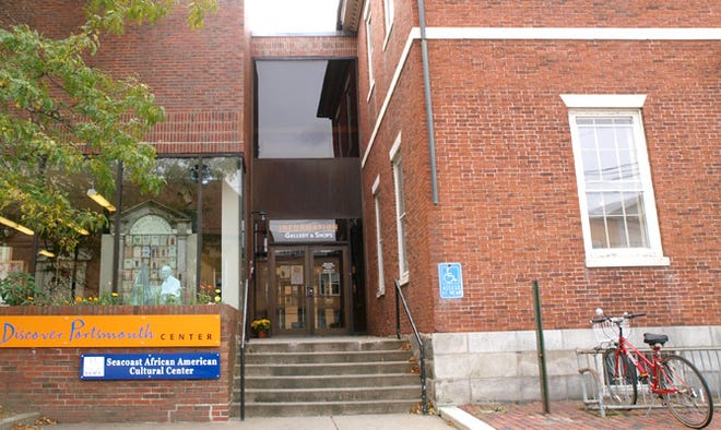 The Portsmouth Historical Society is seeking a 1-year lease extension at the Discover Portsmouth Center, and hopes to then negotiate a long-term lease.