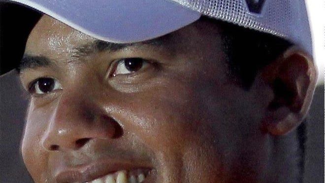 Jhonattan Vegas' parents were on hand to see him win.