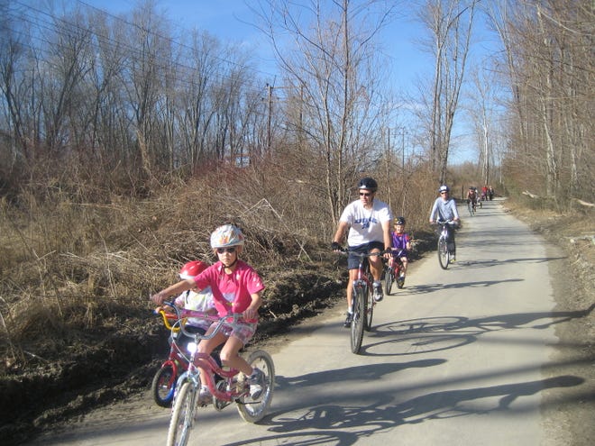 After a brutal run of winter weather conditions, Hendersonville residents rushed outdoors Sunday to revel in the springlike conditions. The Yoder family of Hendersonville hopped on their bikes to ride along the greenway that connects Jackson and Patton parks.