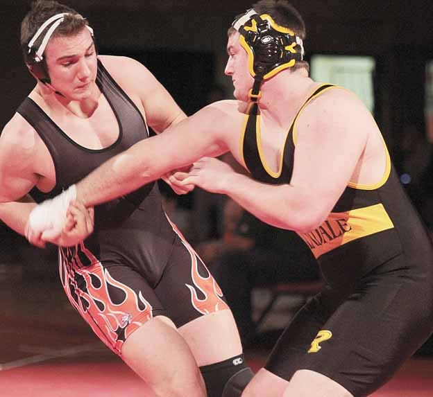 Kewanee’s Cal Breedlove, left, battles with Riverdale’s Mitchell Keppy during Saturday’s Class 1A?Oregon Sectional championship match.