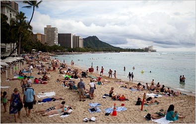 Tourists have been flocking to Hawaii, including Waikiki Beach last weekend. People in Chicago and New York, meanwhile, were thrilled to see the thermometer hit 40.