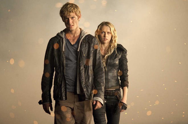 Alex Pettyfer and Teresa Palmer star in “I Am Number Four.”