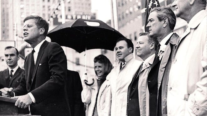 On the morning of Nov. 22, 1963, state Sen. Don Kennard, fourth from right, was part of a Texas contingent — including, from right, Vice President Lyndon B. Johnson, Gov. John Connally, Sen. Ralph Yarborough and on the left, Rep. Jim Wright —that welcomed President John F. Kennedy to Dallas.
