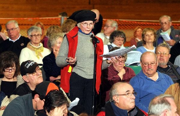 Vida Morris of Yarmouth comments on the school budget at last night's town meeting.