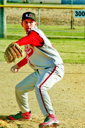 United pitcher Mike Wood pitches during the Red Storm’s victory.