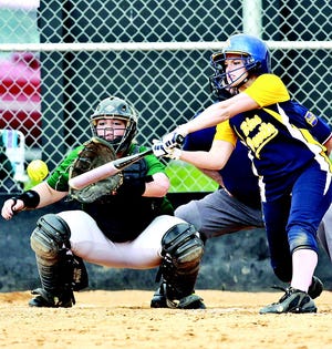 Cassey Cordell connects with a pitch. (Bob Stoler Photos)