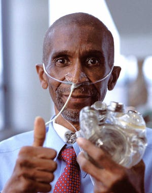 Ten years ago: Robert Tools received the world’s first self-contained artificial heart in Louisville, Ky.; he lived 151 days with the device. Above, Tools holds one of the AbioCor units during a news conference on Aug. 21, 2001, at Jewish Hospital in Louisville, Ky.