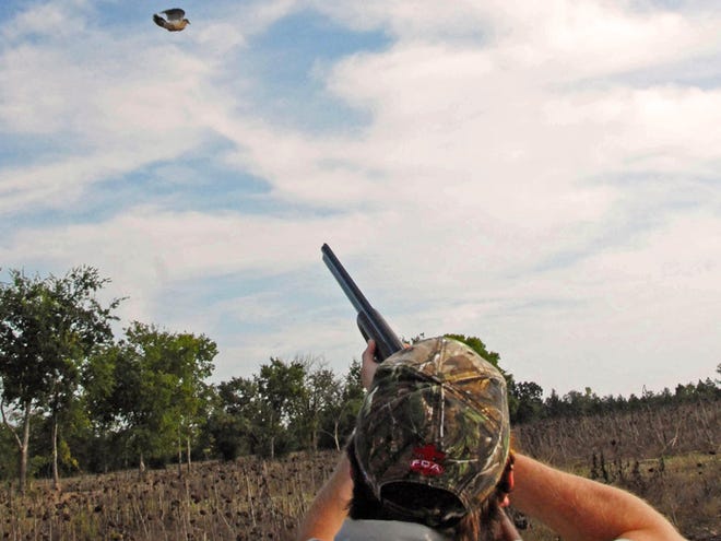 The University of Alabama Chapter of the Fellowship of Christian Athletes will hold its annual dove shoot at Sweet Apple Farms in Sumter County on Sept. 7. The shoot gives hunters a chance to visit with former Crimson Tide players and hunt on one of West Alabama’s premier hunting properties.