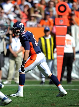 Tim Tebow lines up at wide receiver Sunday during the second quarter against the Cincinnati Bengals.