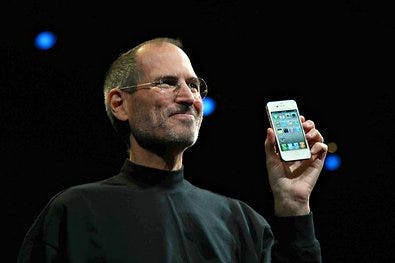 Steven P. Jobs introduced the iPhone 4 in San Francisco in 2010.