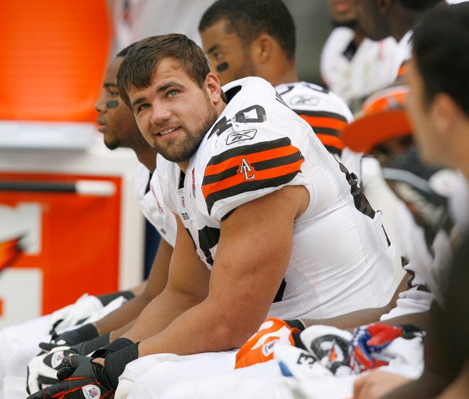 The Browns are debating how much to pay Peyton Hillis while Montario Hardesty changes the tricky landscape of their running game.