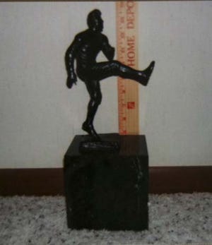 SHNS Photo - Sports memorabilia is very interesting to many collectors, and this bronze statue of Jim Thorpe should be no exception.