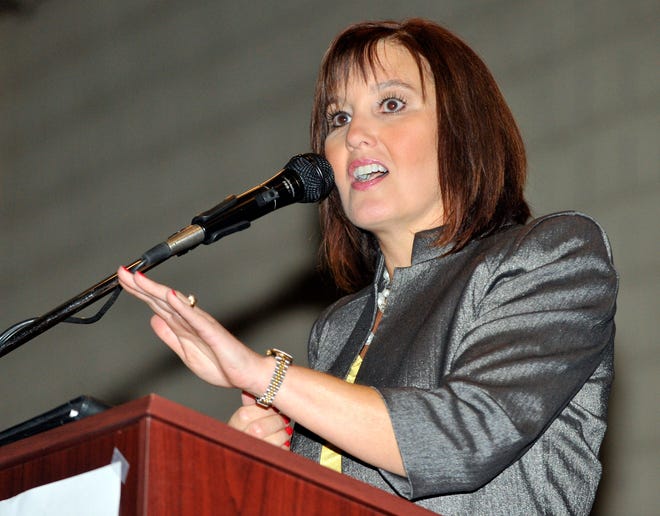 Lieutenant Governor Mary Taylor gives a speech on making Ohio business friendly during the Business to Business Expo.