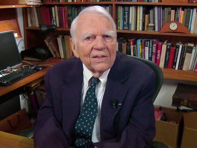 In this Aug. 23, 2011 file image taken from video and provided by CBS, Andy Rooney tapes his last regular appearance on Ò60 MinutesÓ in New York. (AP Photo/CBS)