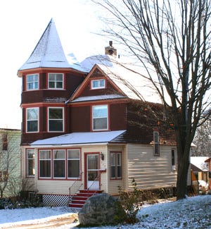 The Soo Theatre Project will be hosting this year’s annual Christmas Tour of Homes and Tea on Sunday, December 11 from 1-4 p.m. Chuck and Mary Weber’s home, located at 709 Prospect, will be featured on the tour.