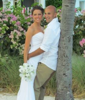 Kristin Williams and Nick Cosmas were married in May 2011.