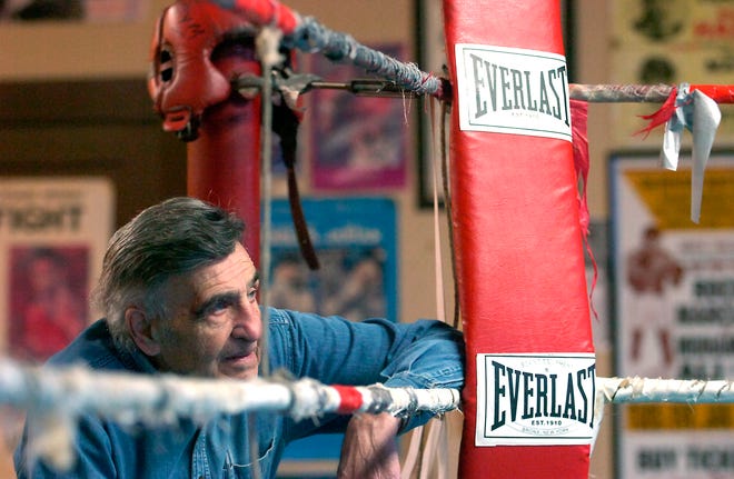In this 2007 file photo, Goody Petronelli watches a sparring bout during training at the now-closed Petronelli's Gym in Brockton. Petronelli died on Sunday, Jan. 29, 2012.


(J. KIELY JR./THE ENTERPRISE)

--
TAKEN:5:38:52 PM 
ASA:1600 - WB: - NIKON D2Hs - JPEG