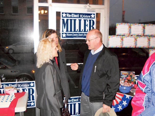 Mason County State’s Attorney Kristen Miller speaks with supporters at her re-election campaign kickoff event in Mason City Saturday.