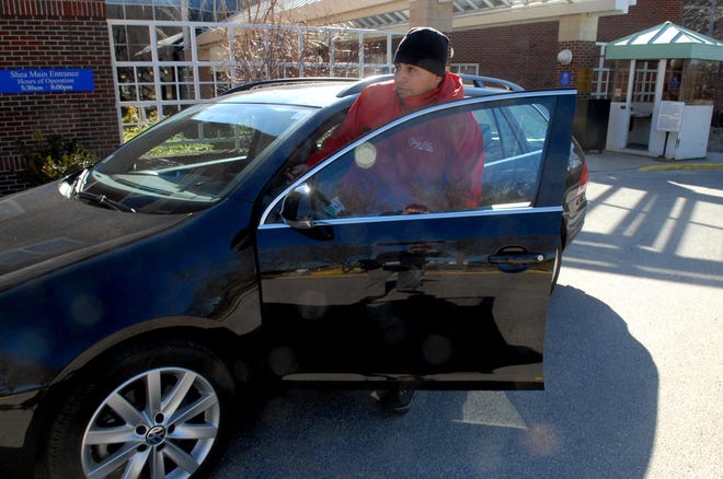 Valet Park of America's Vladimir Rivera, of Willimantic, gets ready to park a car at Windham Hospital Friday afternoon.
Aaron Flaum/ NorwichBulletin.com