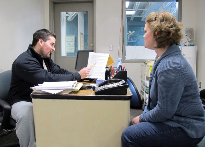 2-7-12 ymca nutritionist
Canton Family YMCA Nutritionist Kyle Sheets talks to Jill Severt. Sheets will meet with clients to develop a diet plan that fits their health needs and appeals to their appetite.