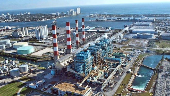 FPL plans to demolish its power plant at Port Everglades and replace it with a modernized one. This is what the plant looks like currently.