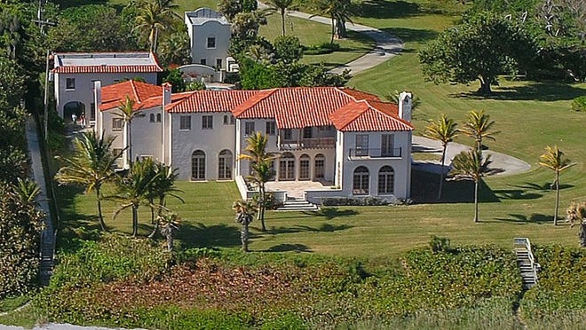 In a year that reset the market for both buyers and sellers, the highest price paid was in December when billionaire Malcolm Glazer sold his Mizner-designed La Bellucia at 1200 S. Ocean Blvd. for $24 million to fellow billionaire Jeffrey Greene.