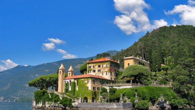 Villa del Balbianello is, by far, one of the most incredible lakeside villas in Italy and if you are a James Bond fan, you will recognize it from the movie ‘Casino Royale.’