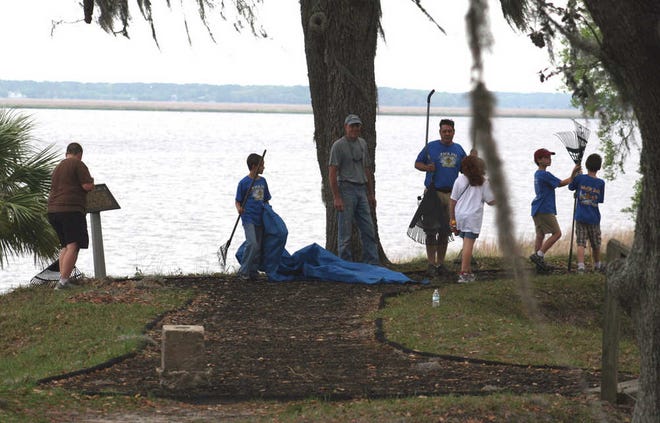 Photos by Jamie Parker/Bryan County Now Raking leaves was a prime activity during Park Day at Fort McAllister State Historic Park on Saturday.