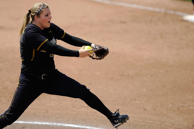 A day after throwing a no-hitter, Chelsea Thomas came on in relief of Bailey Erwin and earned the save in the Missouri softball team’s 5-3 victory over Oklahoma State at University Field.