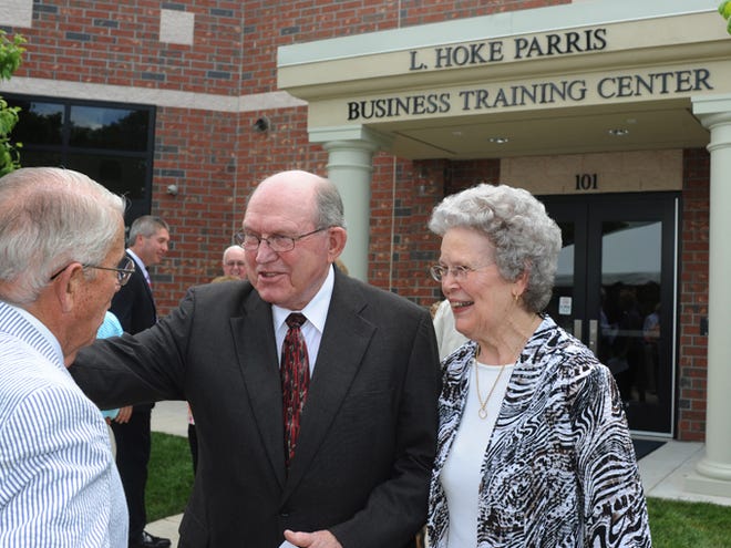 A dedication ceremony was held at the Spartanburg Community College Gaffney campus to open the L. Hoke Parris Business Training Center.
