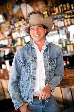 Jon Wolfe makes his Amarillo debut Friday in concert at Midnight Rodeo.