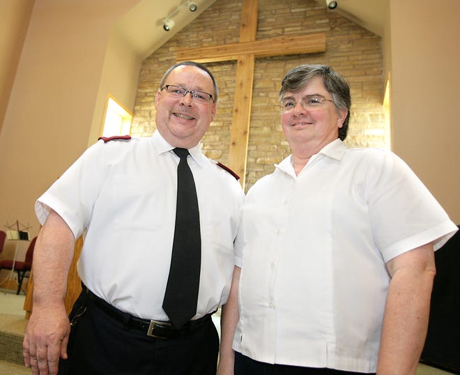 IndeOnline.com / Glenn B. Dettman
The New Salvation Army leaders Majors Thomas and Linda-Jo Perks.