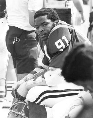 UNIVERSITY OF OKLAHOMA: Dewey Selmon, OU college football player (Original photo ran 09/07/75, 12/28/75)