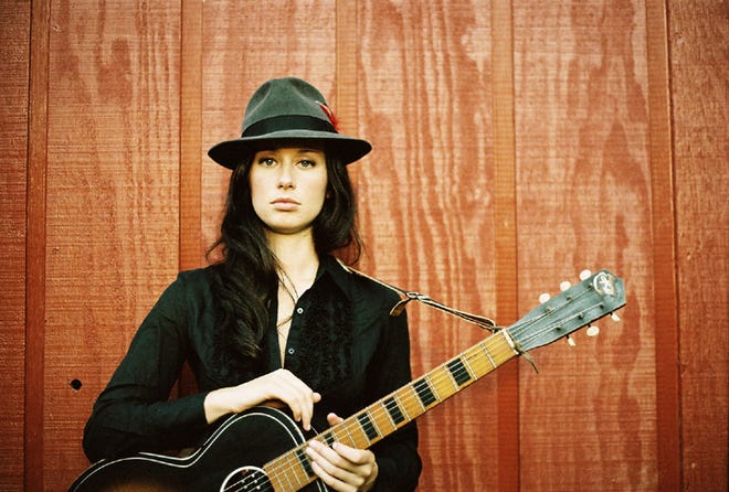 Lera Lynn’s sultry, bluesy sound channels vintage country with an edge.
