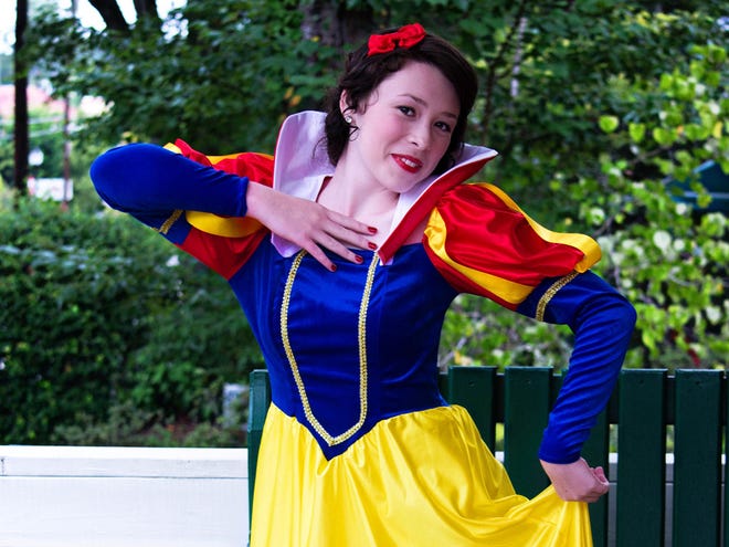 “The Tale of Snow White,” with Beth Brewster, runs through Sunday at The High Springs Community Theater. (COURTESY OF BONNIE ALFORD)