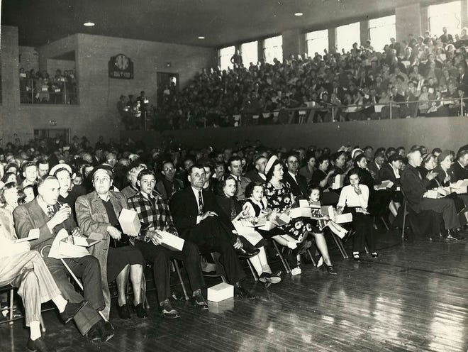 During a 1940s Livingston County Farm Bureau annual meeting, it was common to find the Central School gymnasium packed to the walls.