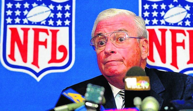 Art Modell fields questions about the Browns' move from Cleveland to 
Baltimore during a news conference in Grapevine, Texas, on Nov. 7, 1995. 
Modell died early Thursday at Johns Hopkins Hospital, where he had been 
admitted Wednesday.
ASSOCIATED PRESS