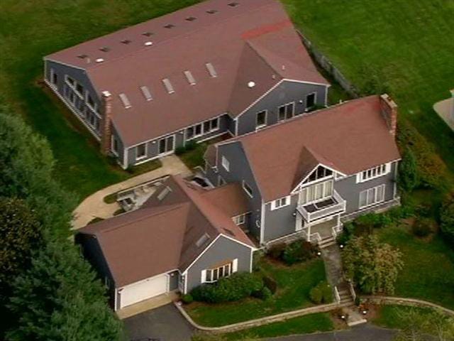 A huge party took place Sept. 1 behind Steven Mathieu’s home in a 648-square-foot building that houses his indoor pool. The home is at 4 Mark Lane in Milton.