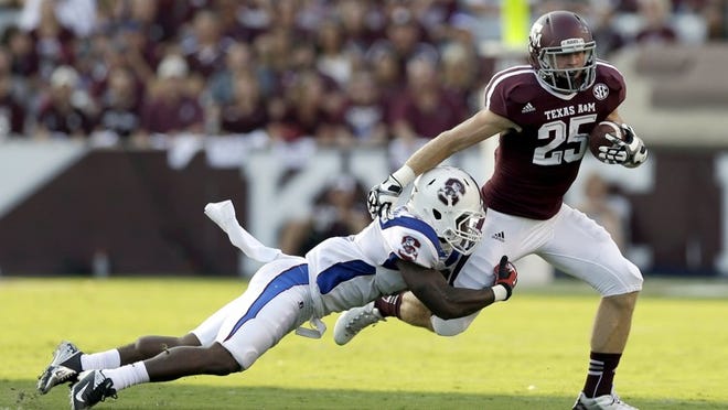 Texas A&M wide receiver Ryan Swope (25), a former Westlake standout, may not play Saturday against LSU as he continues to recover from a concussion.