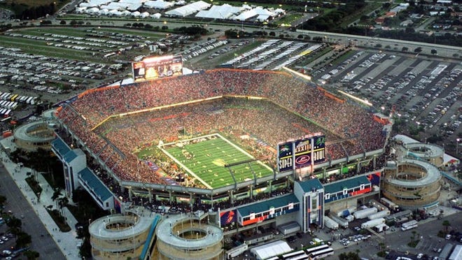 This photo provided by the NFL shows an aerial view of Pro Player Stadium in Miami prior to the start of Super Bowl XXXIII between the Denver Broncos and Atlanta Falcons Sunday, Jan. 31, 1999. (AP Photo/NFL, Dave Cross)