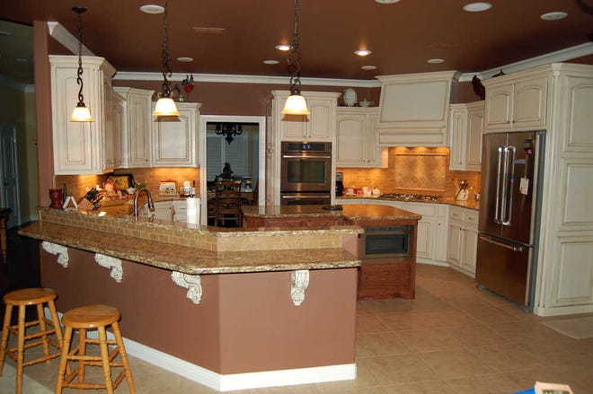BUILDING & RE-BUILDING LIVES - From flood and fire reconstruction, to brand new kitchen remodels or complete custom-builds, CD Woodfin Construction, Inc. has seen and done it all!