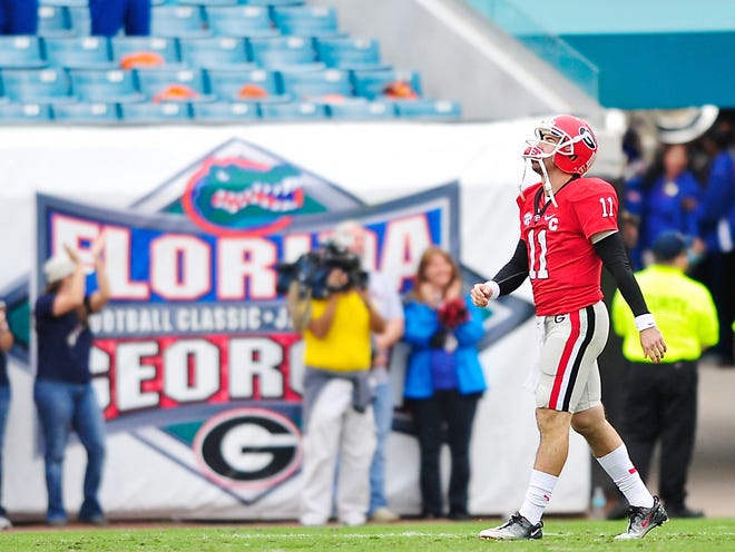 After a career night against Kentucky on Oct. 20, quarterback Aaron Murray threw for just 150 yards and three interceptions and completed just 50 percent of his passes against Florida last Saturday.