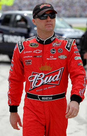 Kevin Harvick won for the first time this season and for the 19th time in his Sprint Cup career.