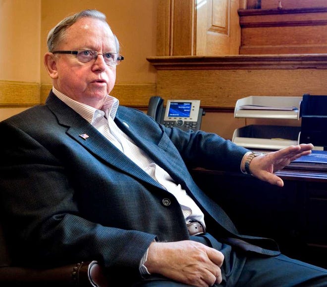 Sen. Dick Kelsey, R-Goddard, dismisses the suggestion he improperly mingled personal business interests with public service activities during an eight-year career in the Kansas House and Senate.
