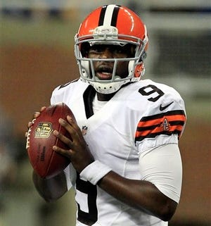 Cleveland Browns quarterback Thaddeus Lewis could make his NFL debut in Pittsburgh on Sunday.